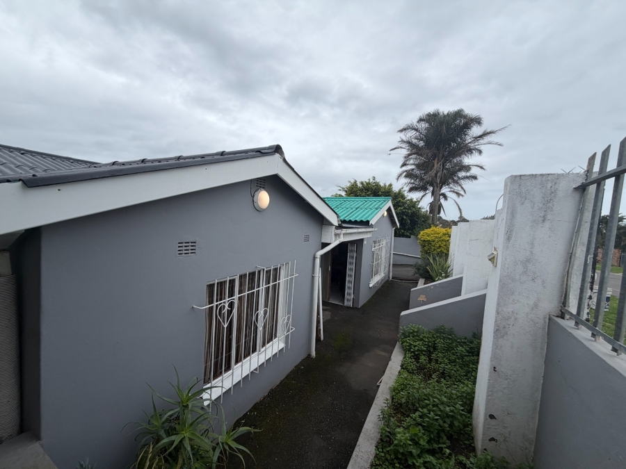 5 Bedroom Property for Sale in Morningside Eastern Cape